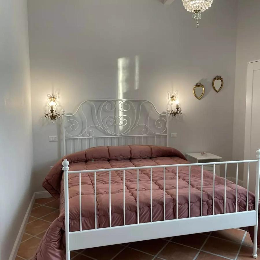B & B La Casa Dei Sogni Casapulla Екстер'єр фото